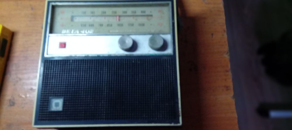 Коллекция транзисторных приемников