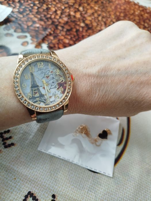 Годинники кварцеві  жіночі