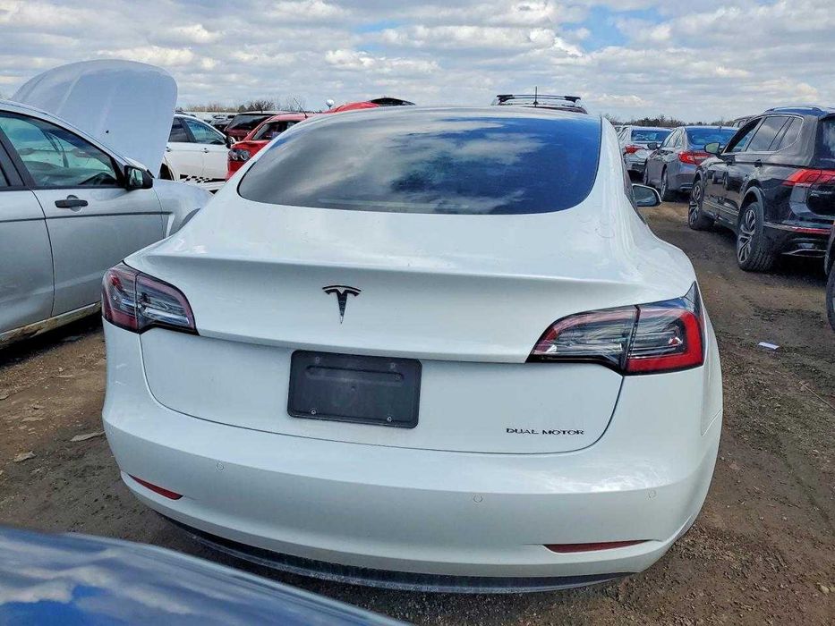 2022 Tesla Model 3 Long Range