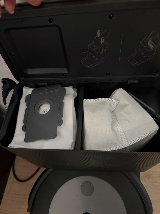 Robot Aspirador con conexión Wi-Fi Roomba®j7+ Com Garantia