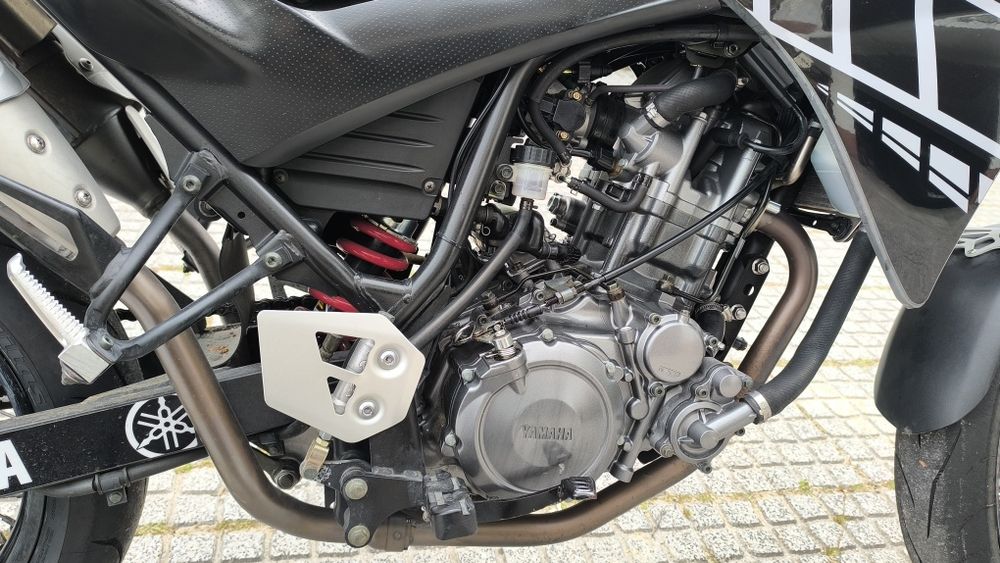 Yamaha xt660x ..