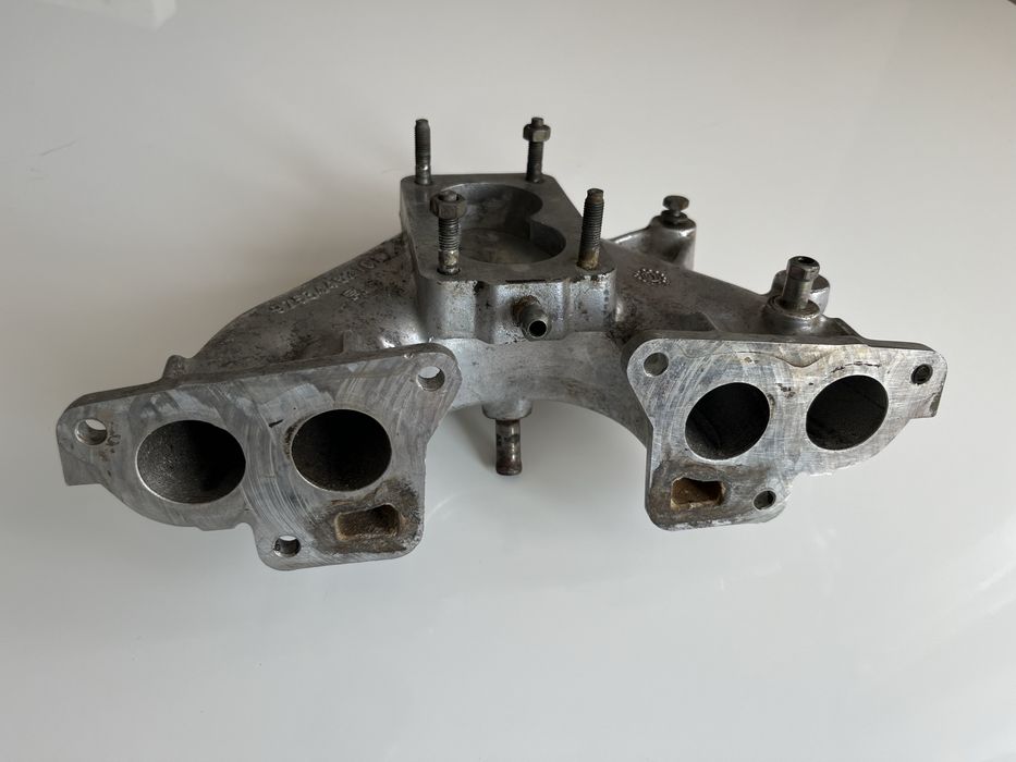 Coletor de admissao de  Citroen AX GT