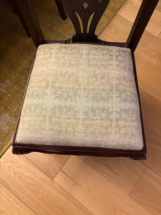 4 Cadeiras seculo XX EM  optimo estado