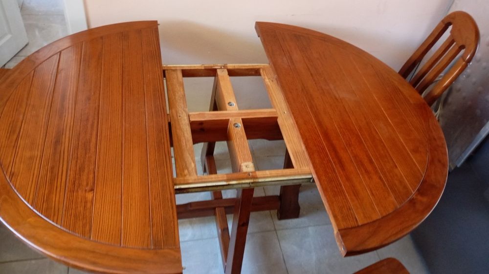 Mesa extensível madeira maciça 5 cadeiras