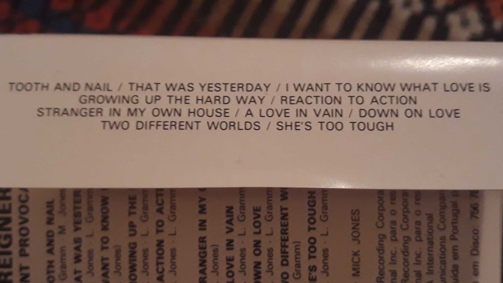 Foreigner - Agent provocateur - cassette - portes incluídos