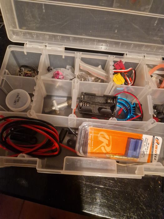 Carro nitro excelente marca.