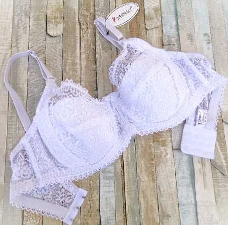 biustonosz półusztywniany biały 90C koronkowy  na fiszbinach