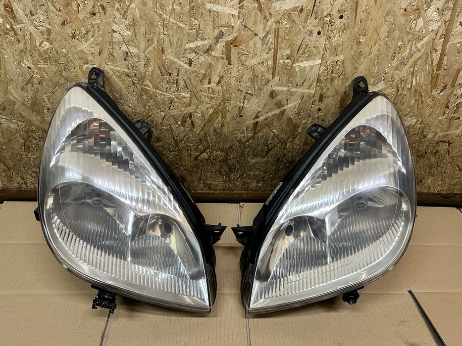 Передні фари ксенон xenon Citroen C5 I Сітроєн Сітроен Ц5 1 2001—2004