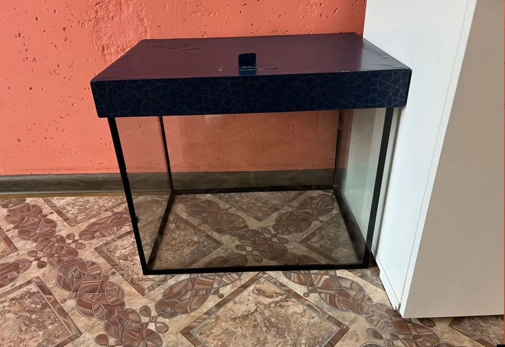 Акваріум 60 літрів