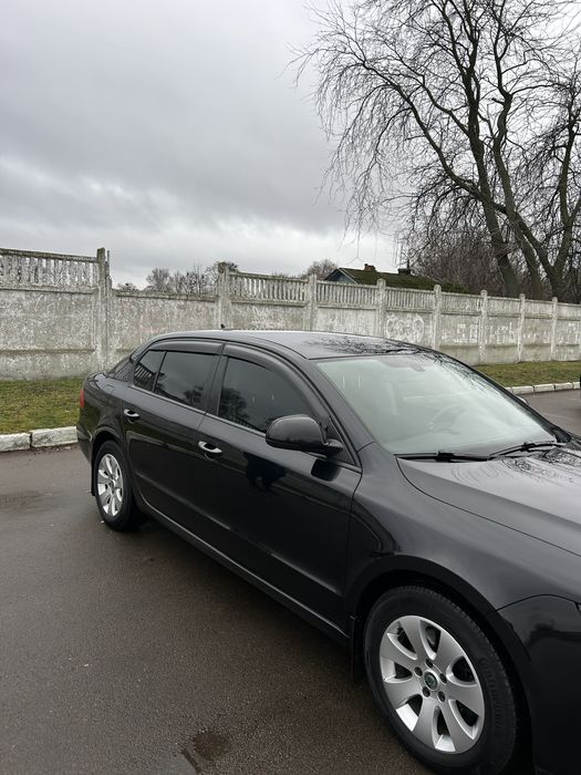 Продам Skoda Superb 2011