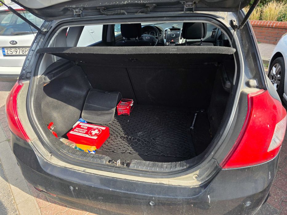 kia ceed 2010 1.6 diesel