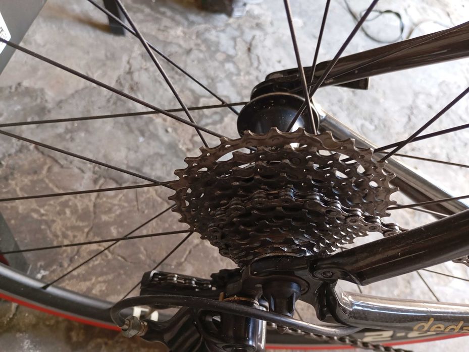 Vendo bicicleta de estrada marca dedacciai