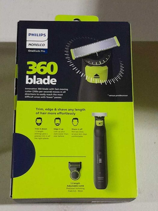 Philips Norelco OneBlade Pro Shaver 360 Blade Facial Styling QP6531/70