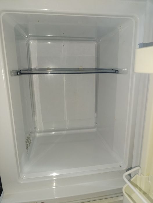 Маленький холодильник