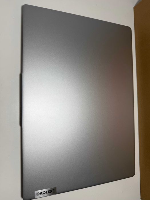 Laptop Lenovo Ideapad Slim 5 16ABR8 Ryzen 7/16GB/512GB GWARANCJA!