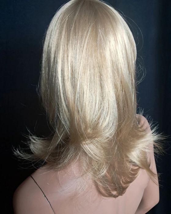 Peruka naturalny blond