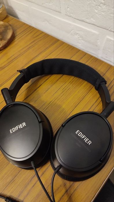 Навушники Edifier H840