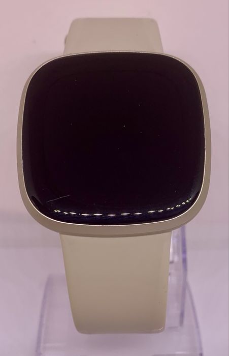 Fitbit VERSA 3,  10 sztuk / brak / reakcji na ladowarkę / stan bdb