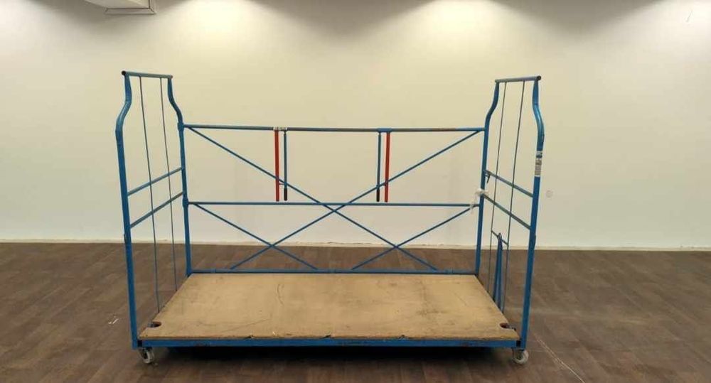 Corletta meblowa/ Wózki magazynowe