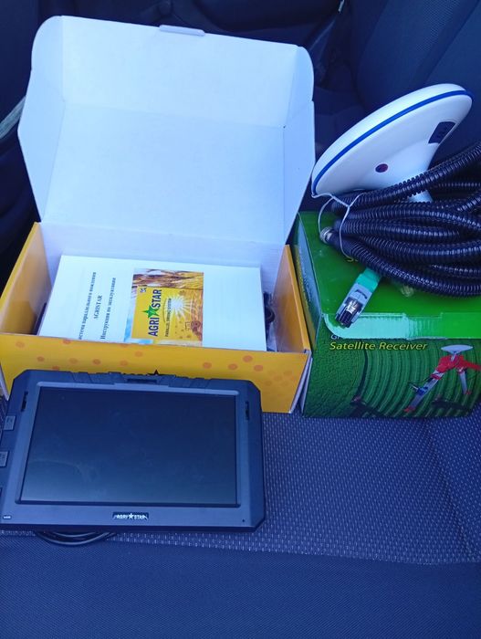 Агронавігатор Agricourse.  Курсовказівник для трактора