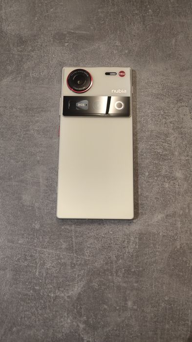 Смартфон Nubia z70 ultra