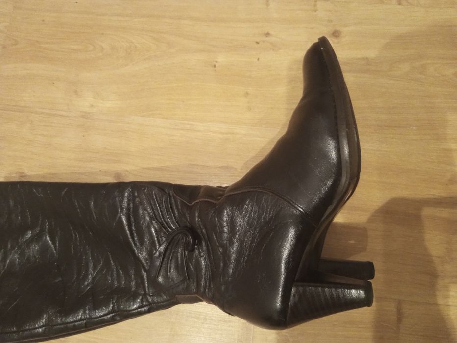 Buty damskie na obcasie Szafert r.39