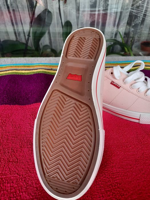 Кеди " Levi's" жіночі