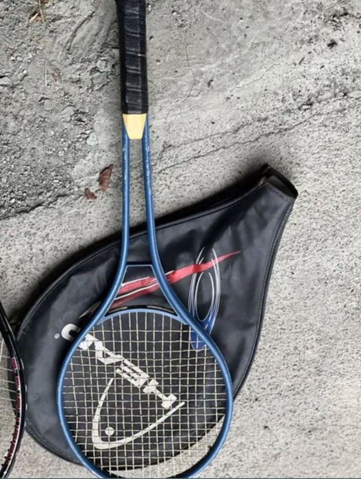 Тенісна ракетка металева