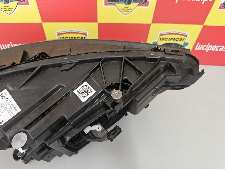Otica Esquerda LED Mercedes-Benz CLA (C118) | 130669