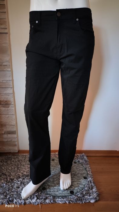 Wrangler Slim Straight czarne chinosy rozm 32/32 jak 34/32