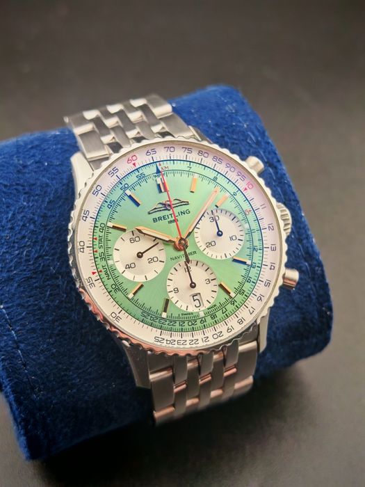 BREITLING Navitimer B01 AB0139  Pudełko i dokumenty Gwarancja