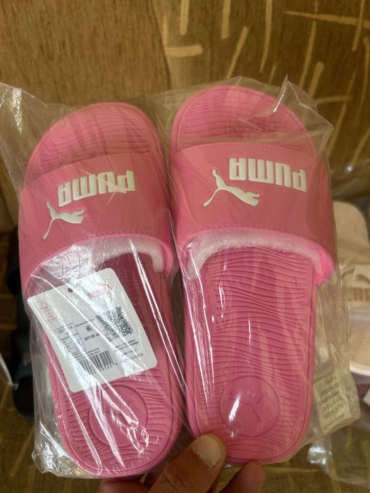 Шлопанці Puma,made in Cambodia