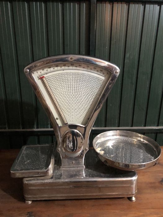 Balança marca medines