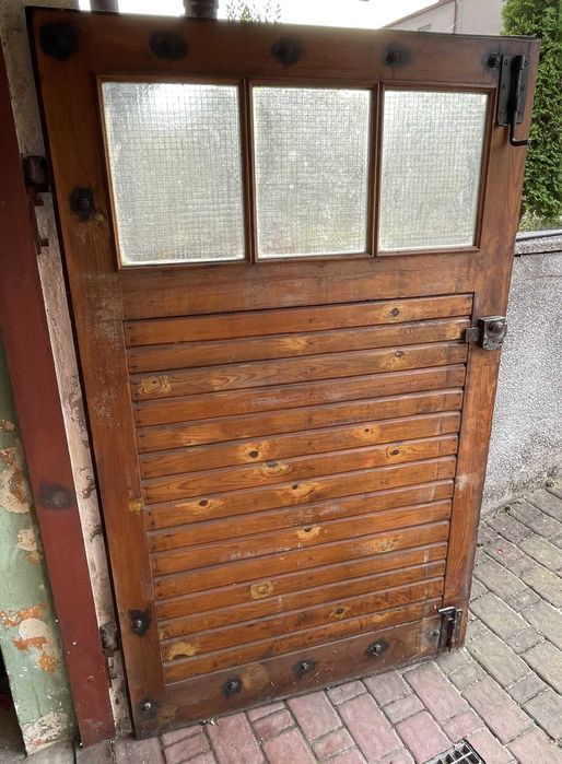 Drzwi garażowe # drewniane # dwuskrzydłowe # brama