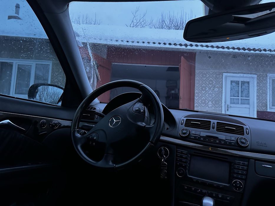 Mercedes E-class w211