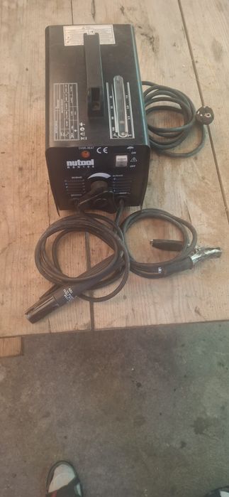 Vende-se máquina de soldar Nutool RSN100, em bom estado