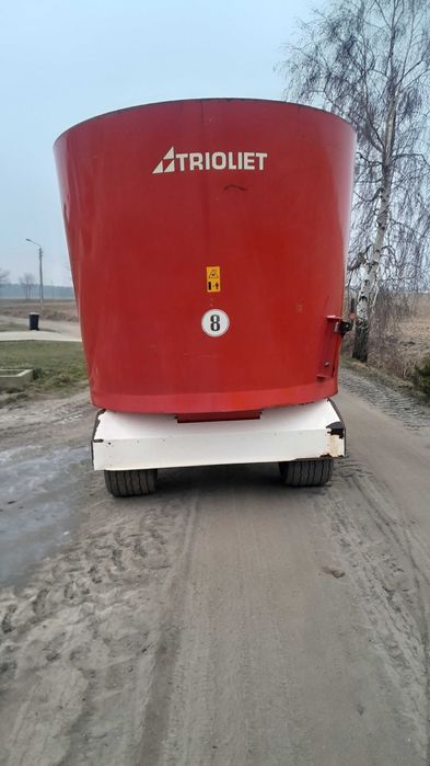 Paszowóz,  wóz paszowy 10m3 Trioliet Strautmann