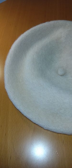 Damski wełniany beret WARTO