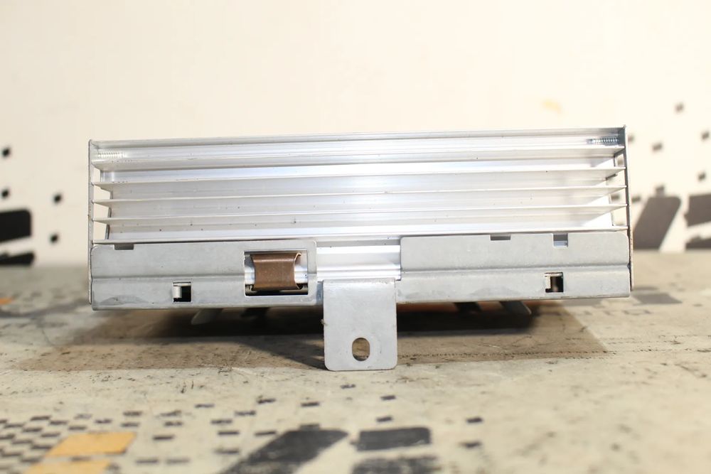 Amplificador de colunas BMW 6 Cabriolet (F12)