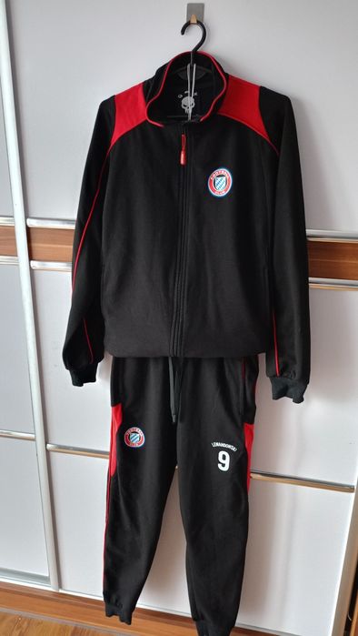 Zestaw spodnie dresowe bluza gangs Lewandowski r. 164