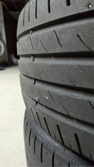 2 Pneus 225/40/r18