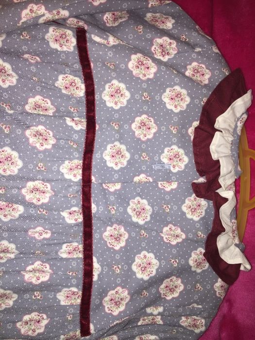 1 vestido e 3 camisas várias marcas menina 4 menina.