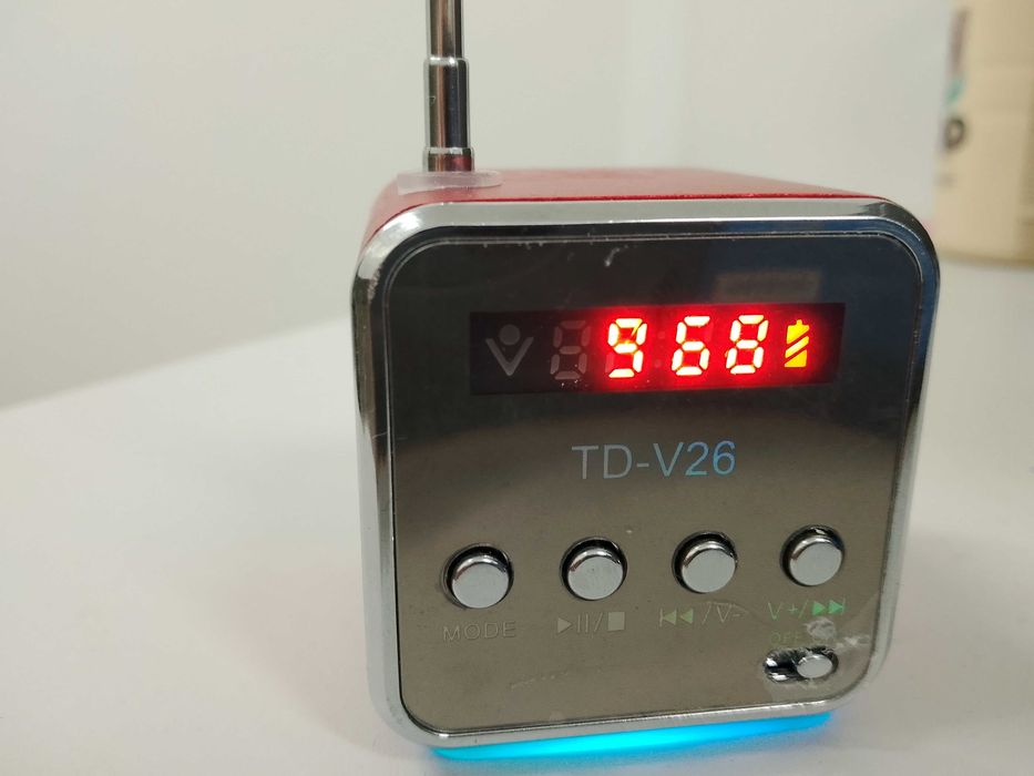 bluetooth колонка з fm радіо. Радіопримач