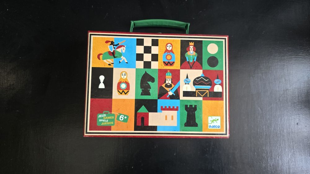 Настільний ігровий набір Djeco Chess and Checkers (Шахи та шашки)