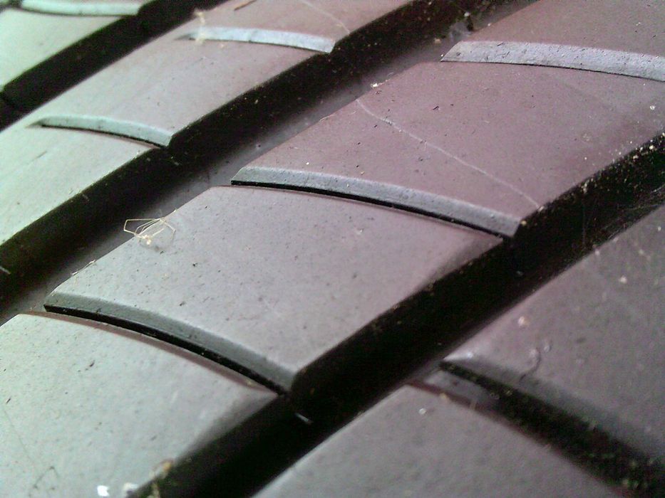 Opony 225/55/18 Michelin 2szt Prom