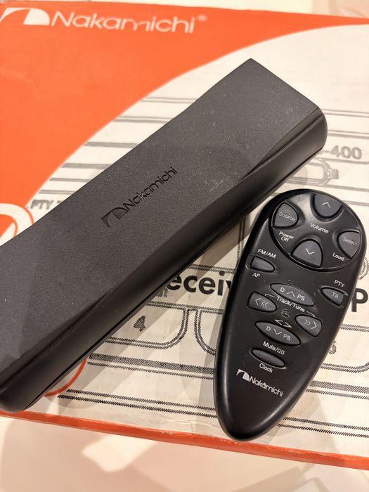 Nakamichi CD-400 – High-End Car Audio – Caixa + Comando – 300€