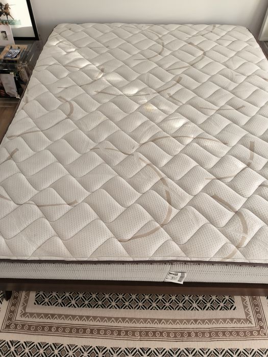 Cama de casal 1,95