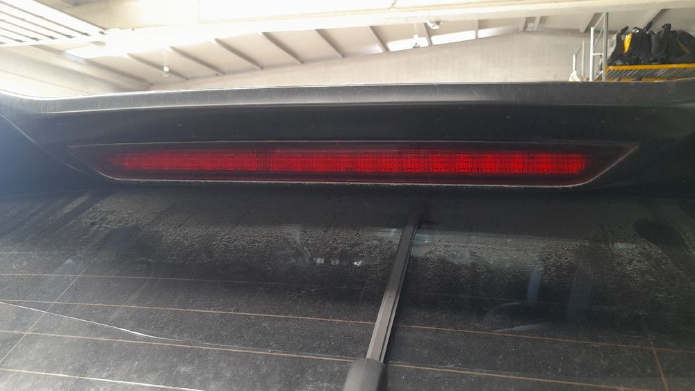 Luz stop adicional / 3º stop PORSCHE Cayenne (92A)