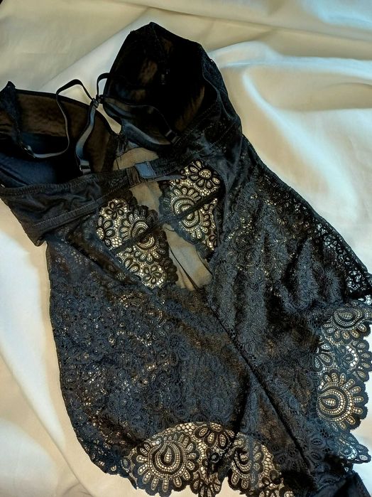 Боді білизна мереживна чорна