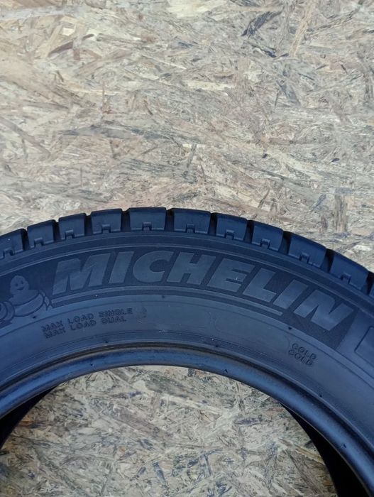 Opony Letnie 4x 215/65 r16c  109/107T Michelin Agilis